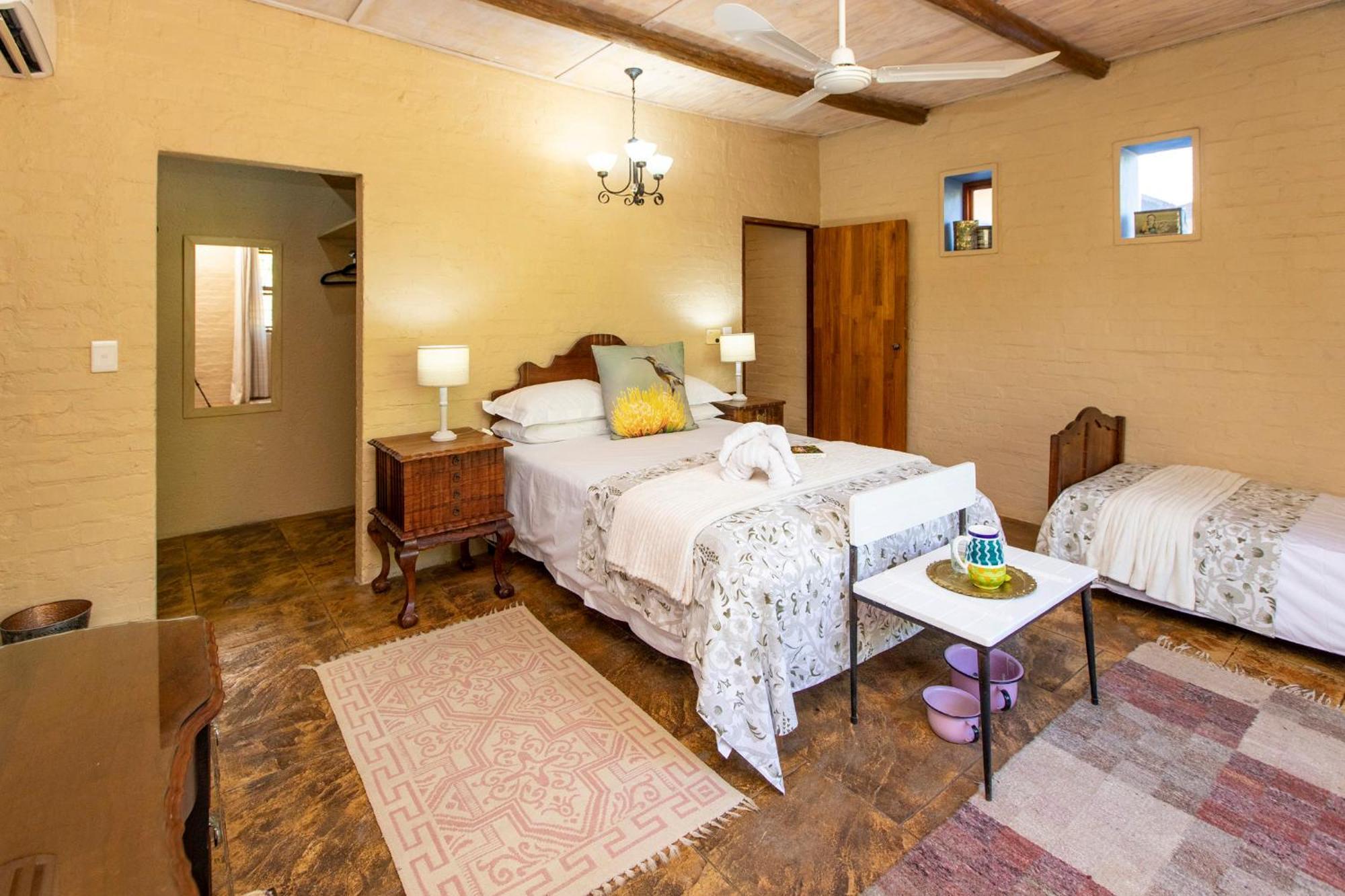 Hotel Hennie's Rest Malalane Exterior foto